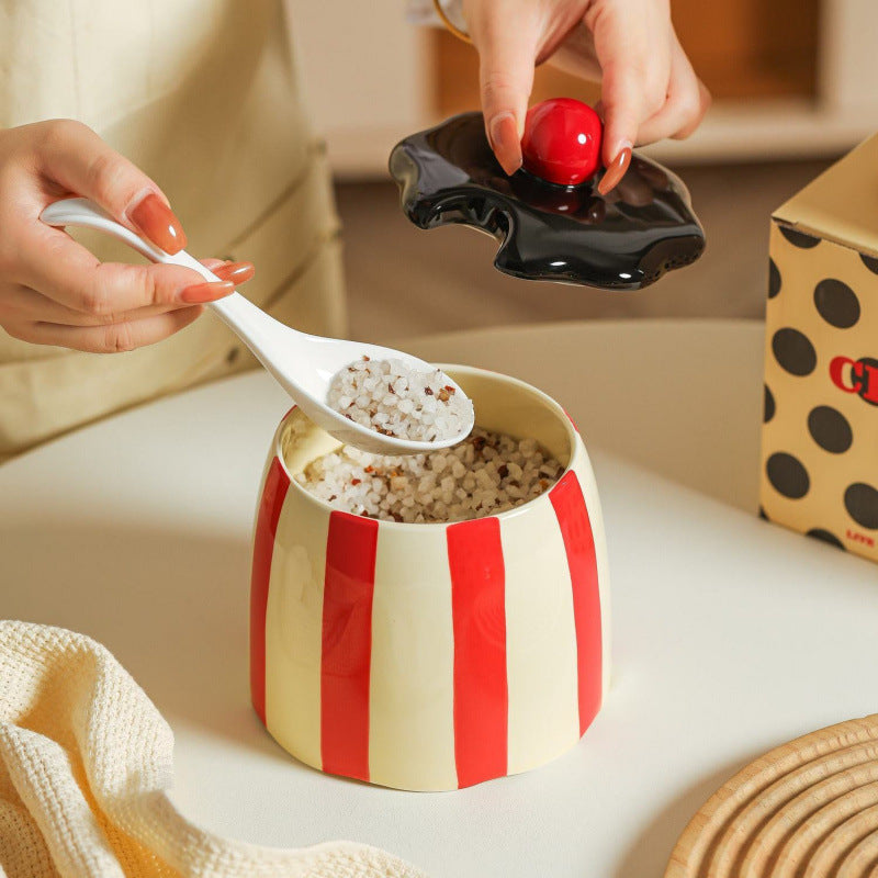 LARDY CERAMIC STORAGE JAR WITH LID