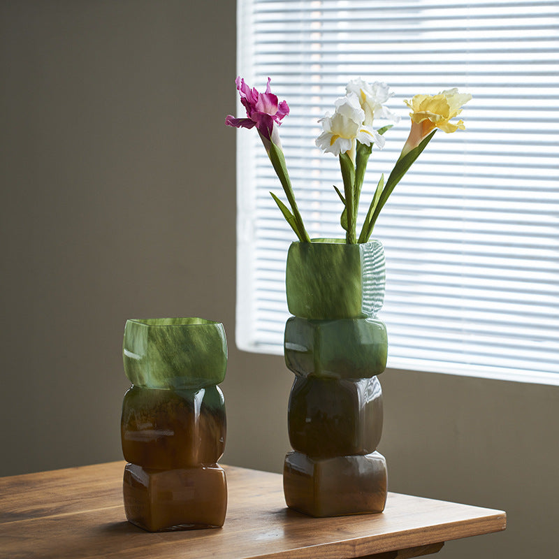 CUBITT GLASS VASE ORNAMENT